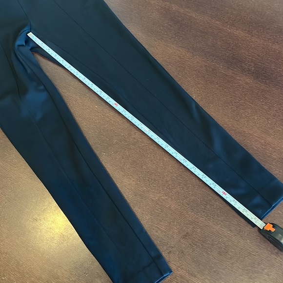 Super comfortable Ponte Leggings - Picture 3 of 6